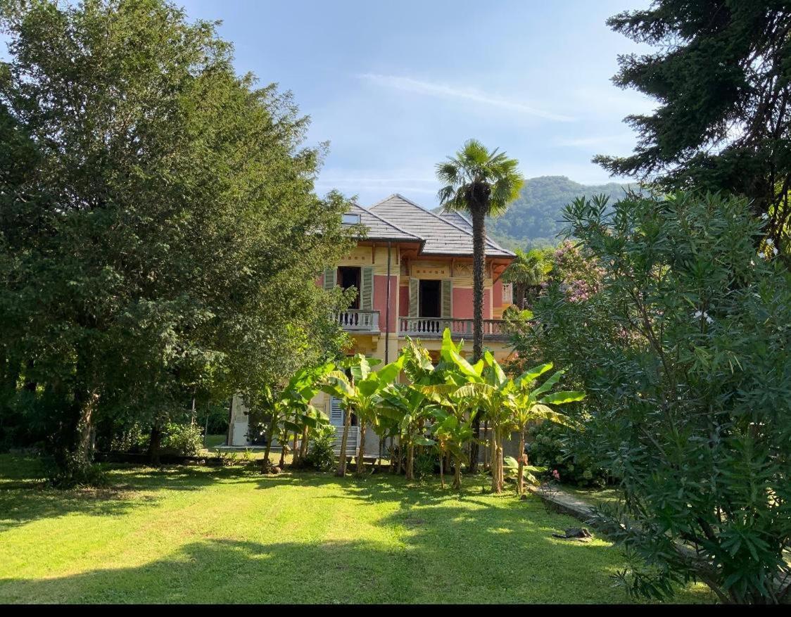 Villa Del Castanar Maccagno 外观 照片