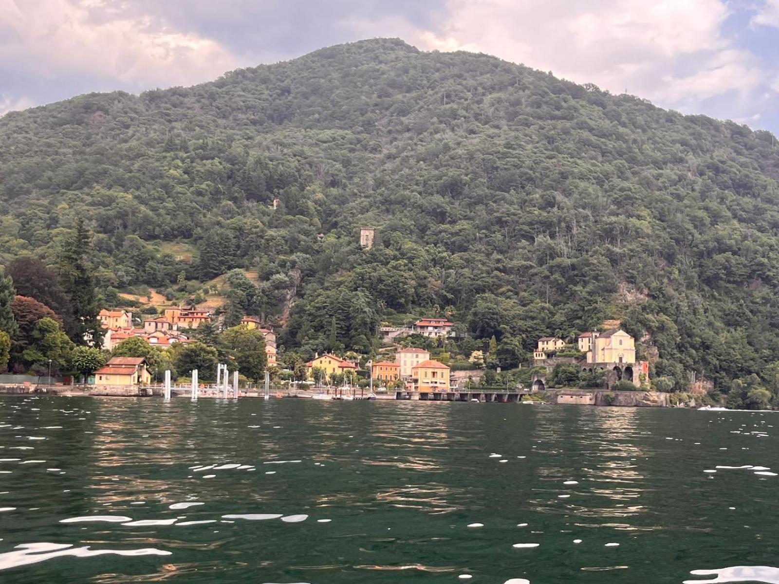 Villa Del Castanar Maccagno 外观 照片